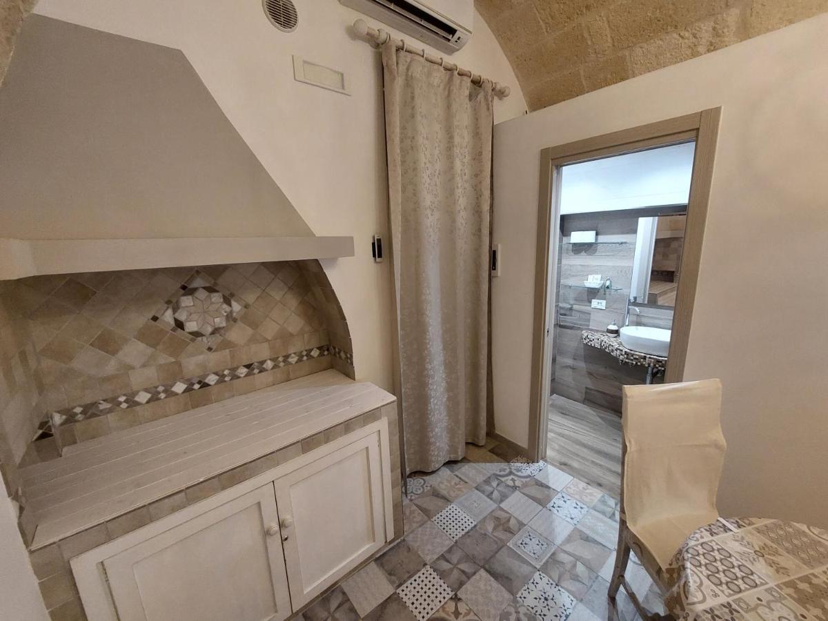 פולינאנו א מארה Dimora Altomare Holiday Suites - Locazione Turistica מראה חיצוני תמונה