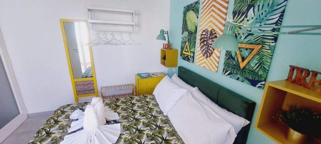 פולינאנו א מארה Dimora Altomare Holiday Suites - Locazione Turistica מראה חיצוני תמונה