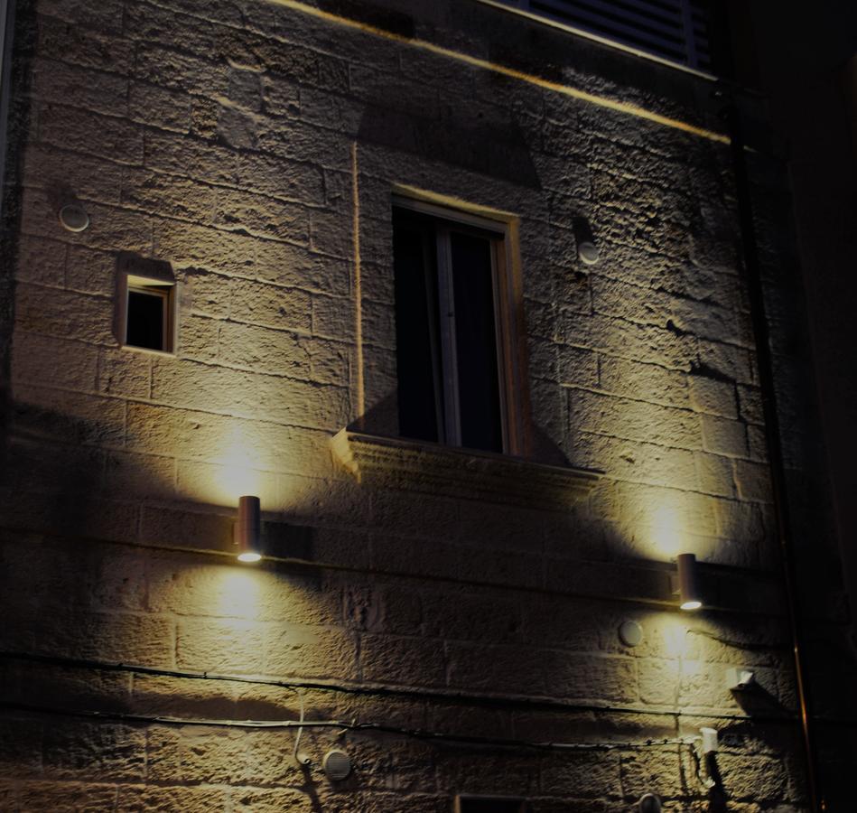 פולינאנו א מארה Dimora Altomare Holiday Suites - Locazione Turistica מראה חיצוני תמונה