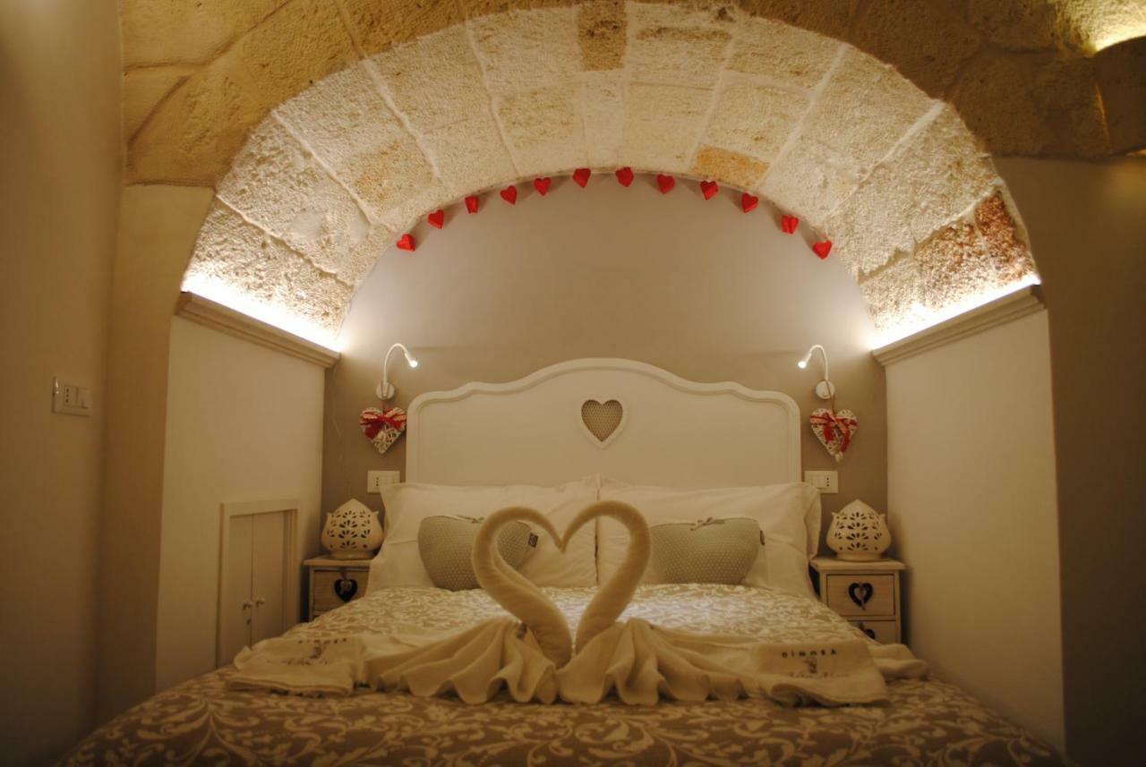 פולינאנו א מארה Dimora Altomare Holiday Suites - Locazione Turistica מראה חיצוני תמונה